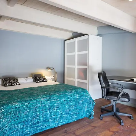 My Space Emirates - Spacious Apartments Near The City Center Barcelona Zimmer foto
