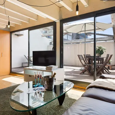 My Space Emirates - Spacious Apartments Near The City Center Barcelona Zimmer foto